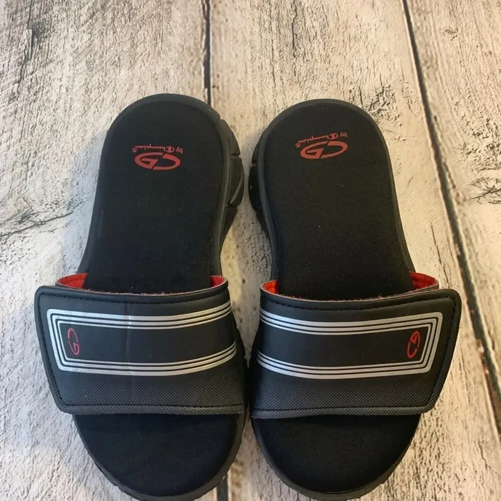 C9 BY CHAMPION Boy’s Black/Silver/Red Slide Ons Cushion Insole / Size: Small 13